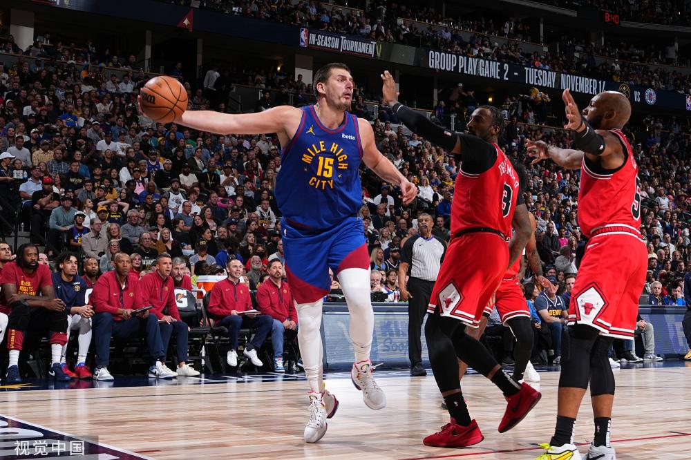 更是比赛的 更是比赛的