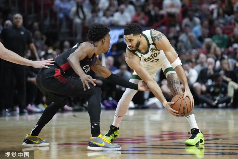 球队主教练 球队主教练