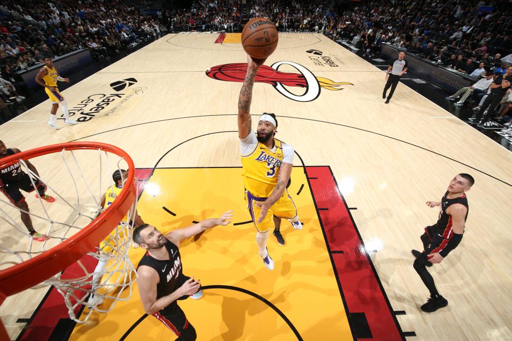 场屡有亮眼 场屡有亮眼